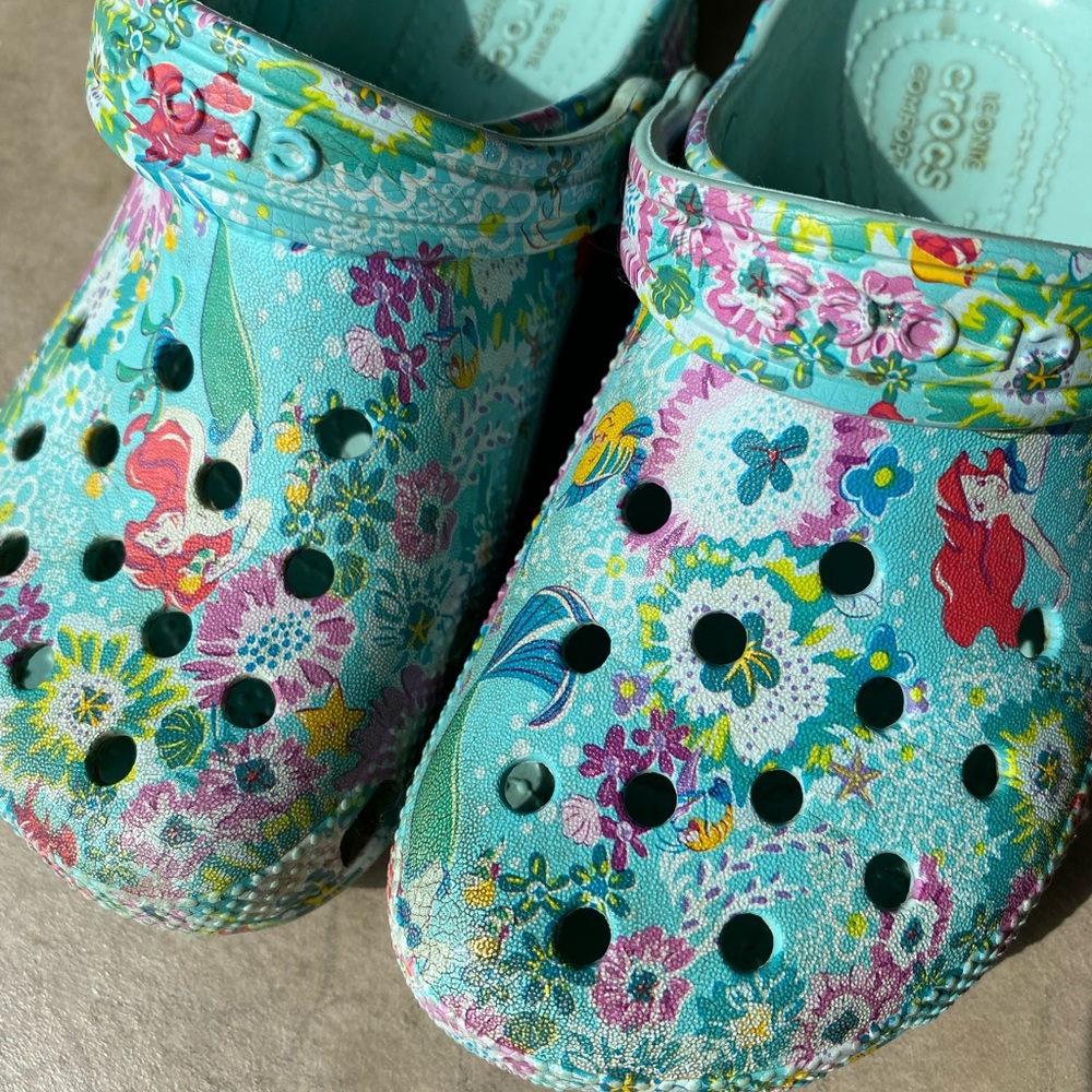 Girls Little Mermaid crocs
